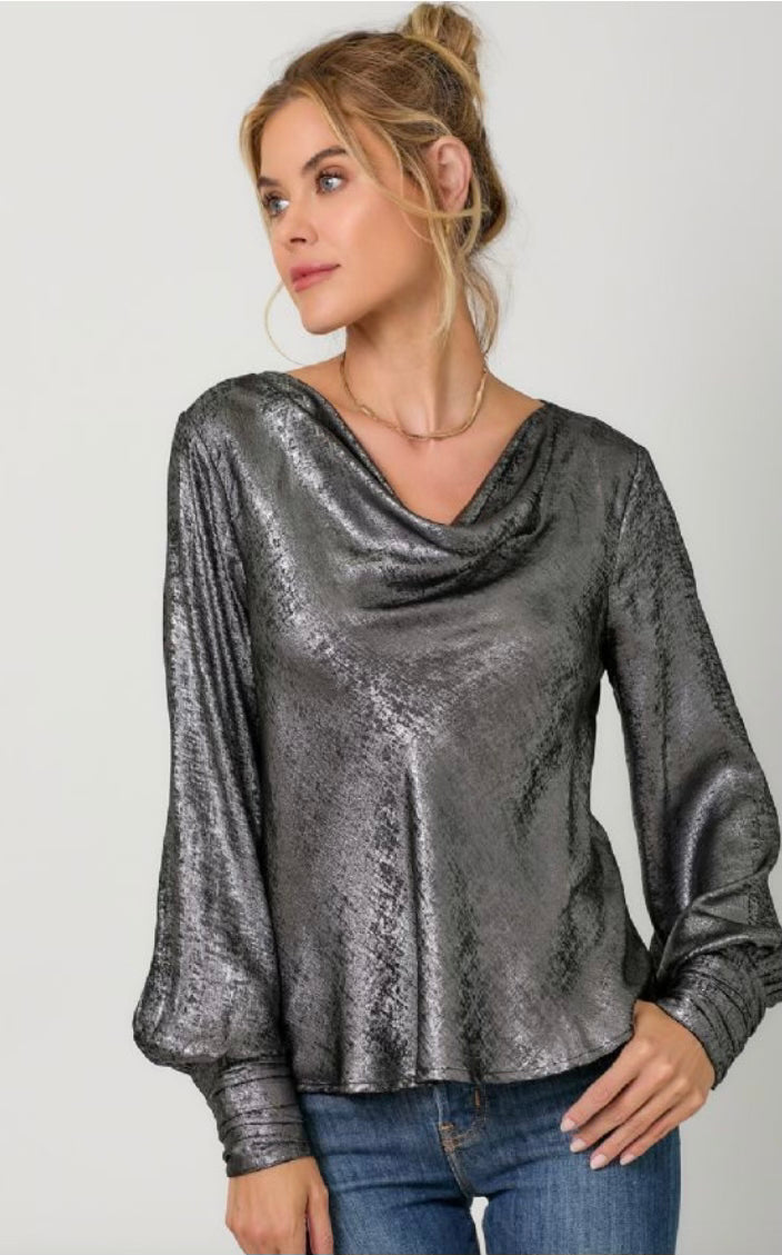 Macy Metallic Top